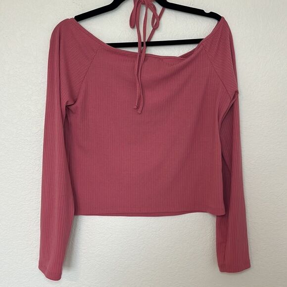 NWT - Aqua Long Sleeve Ribbed Keyhole Top in Mauve - Picture 6 of 6